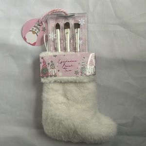 Beauty Concepts eyeshadow brush Trio